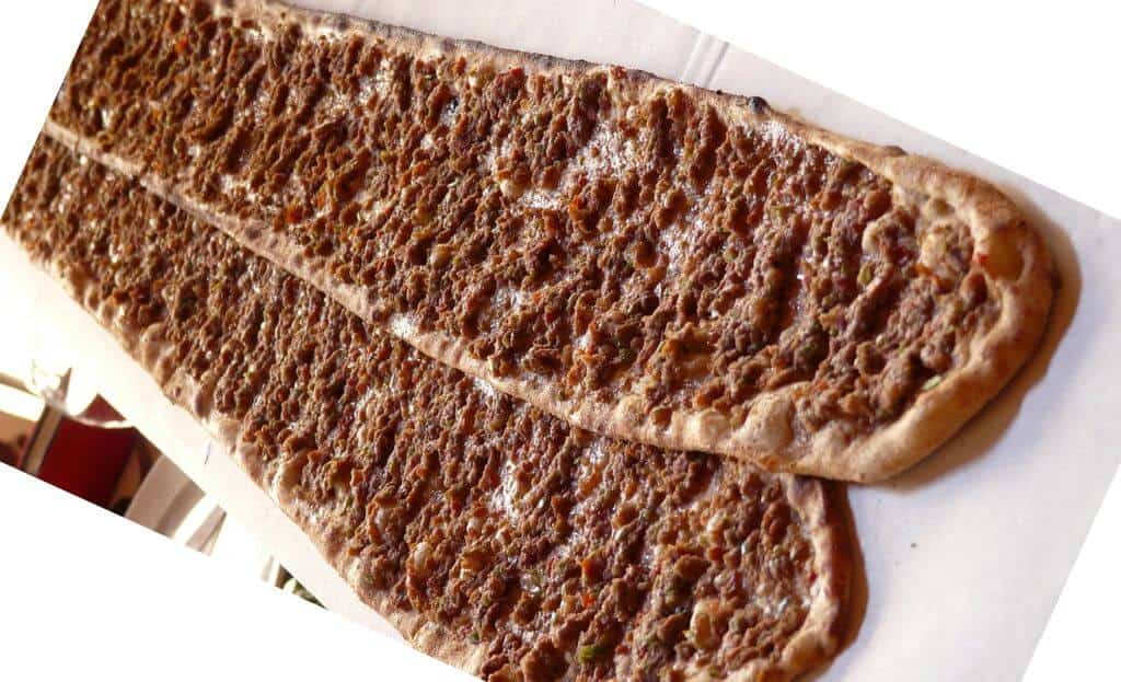 Turkish lahmacum