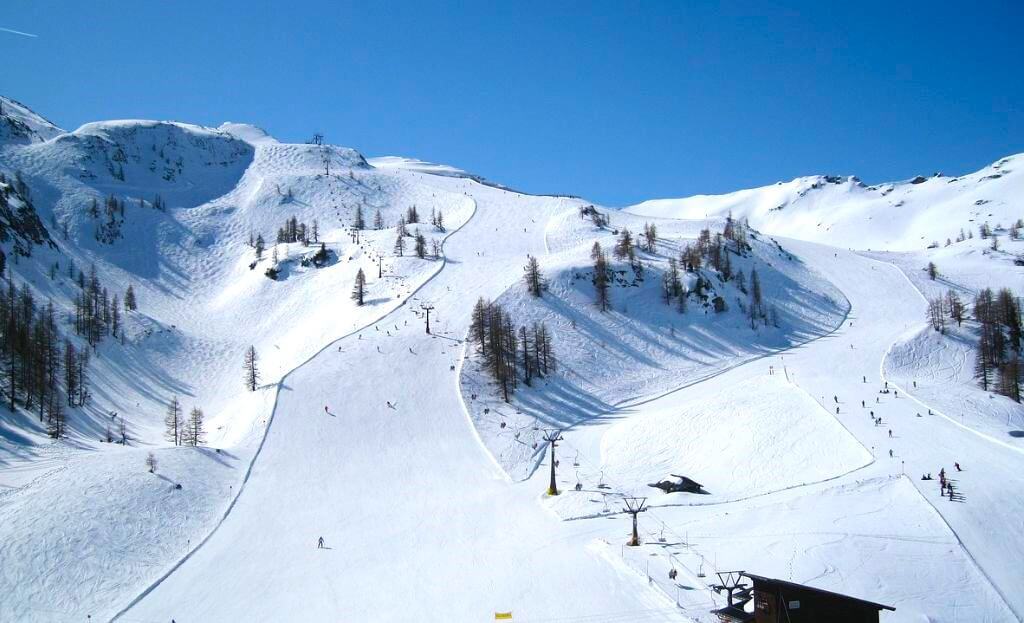 spain in december best ski resorts