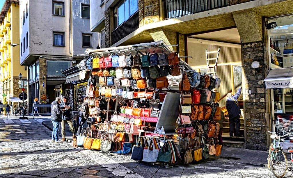 Florence and its San Lorenzo market with leather goods