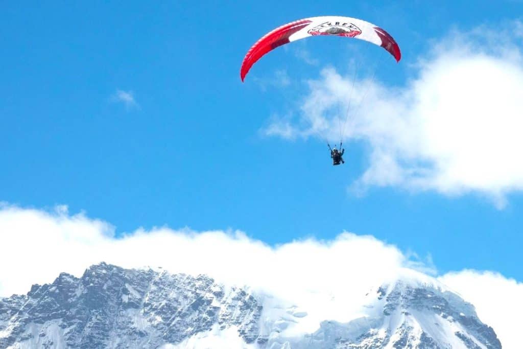 paragliding in Zermatt in winter